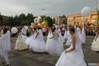 Невесты танцуют